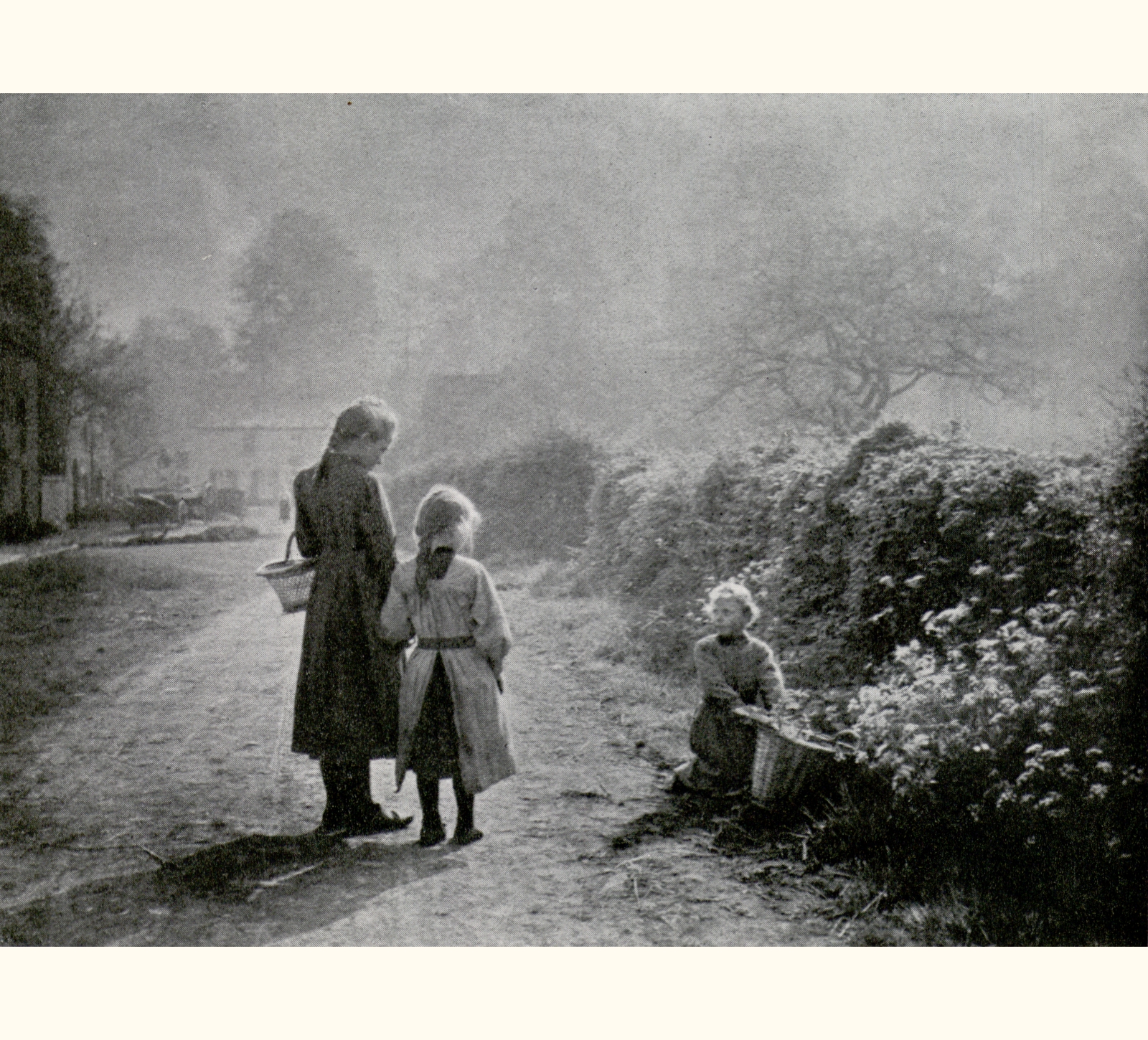 1907 Fifty-second Annual Exhibition of the Royal Photographic Society of Great Britain