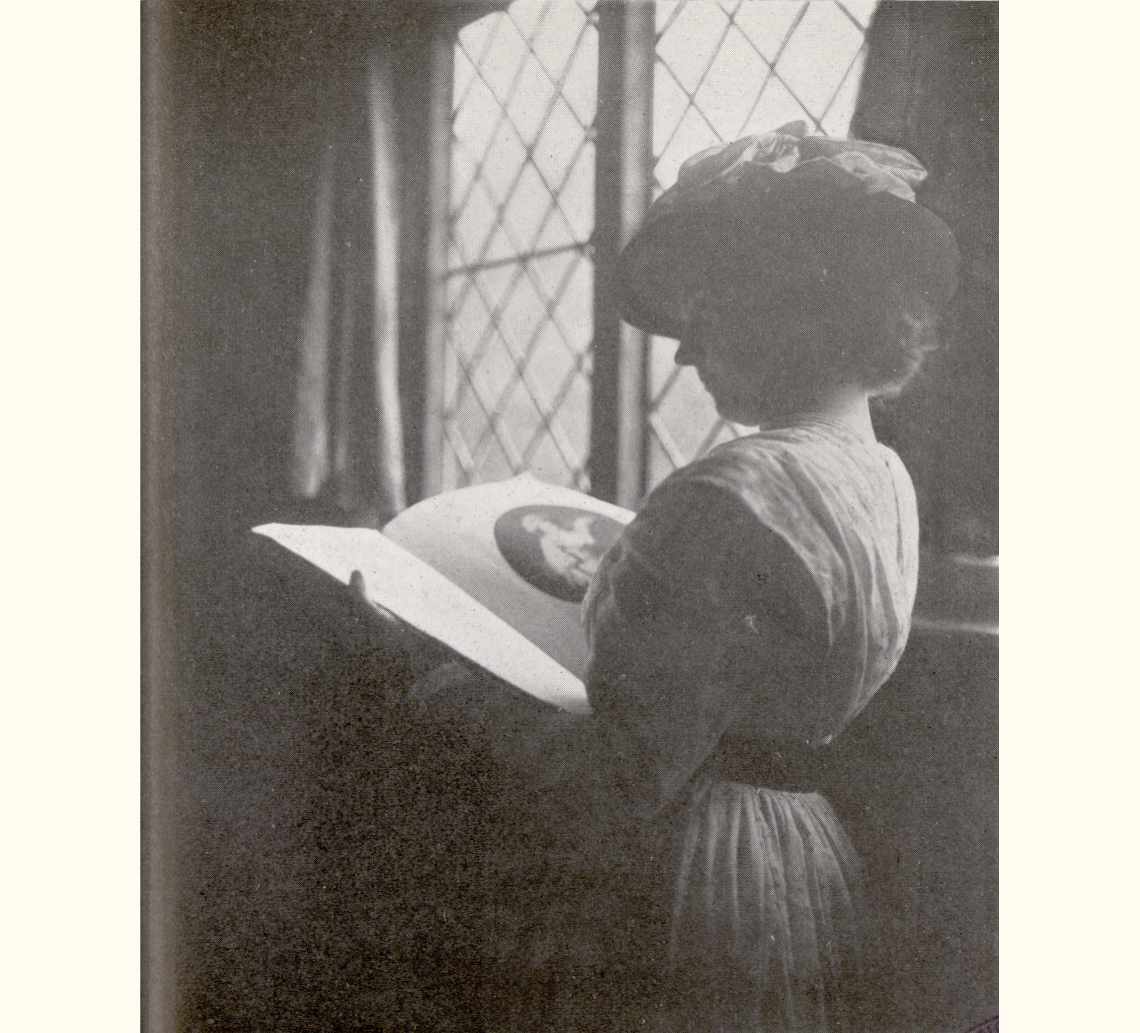1909 Fifty-fourth Annual Exhibition of the Royal Photographic Society of Great Britain
