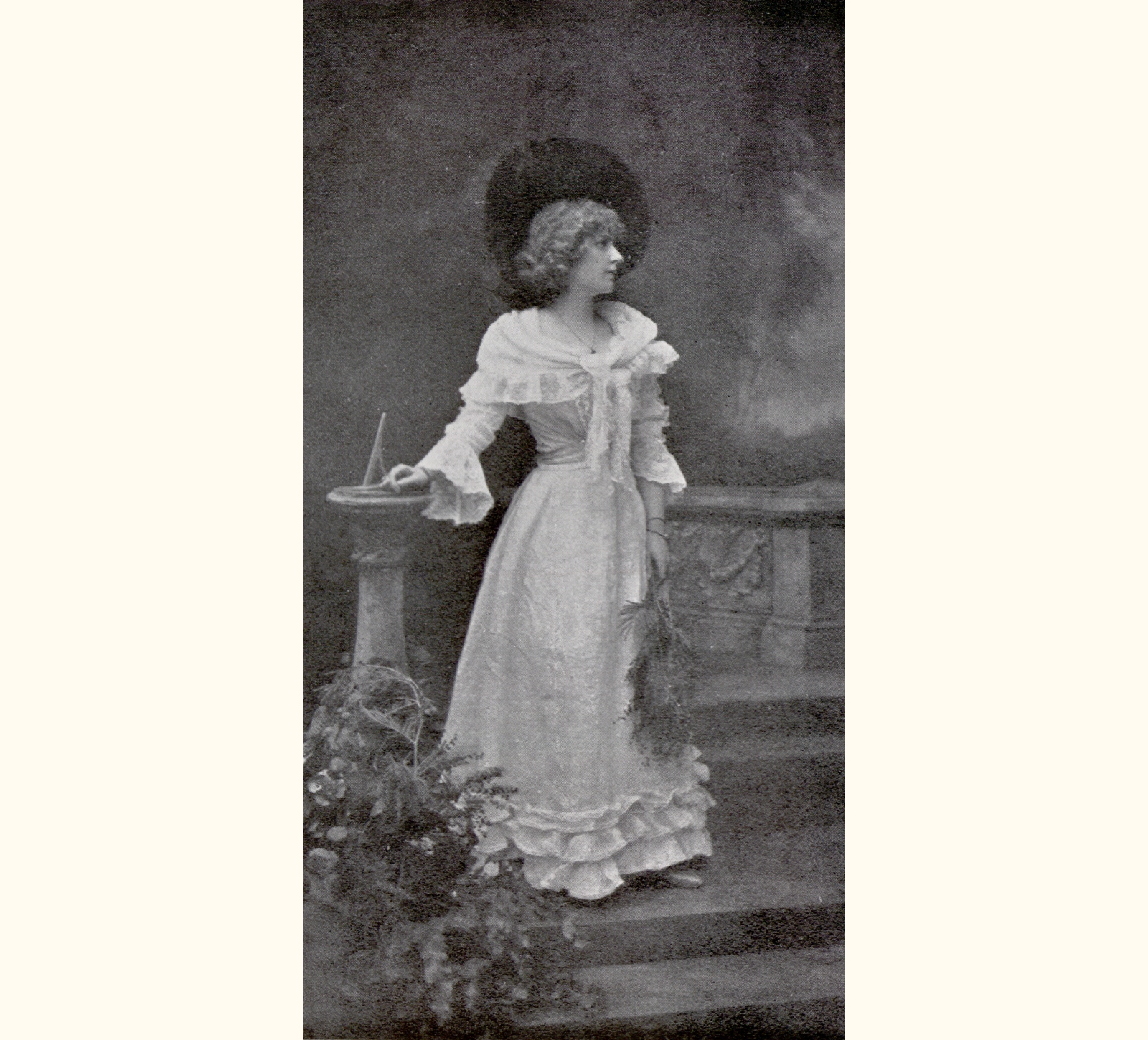 1899 Forty-fourth Annual Exhibition of the Royal Photographic Society