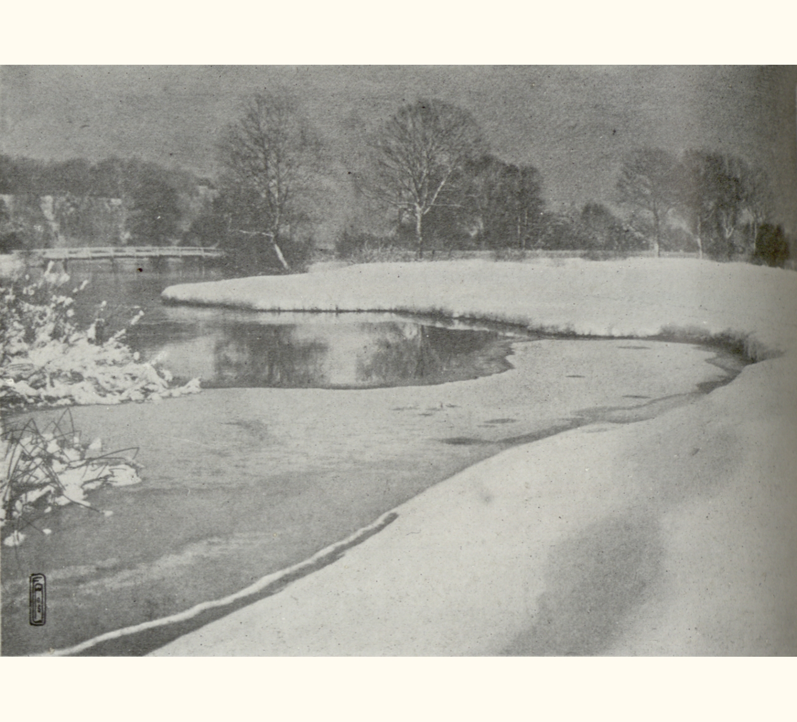 1907 Fifty-second Annual Exhibition of the Royal Photographic Society of Great Britain