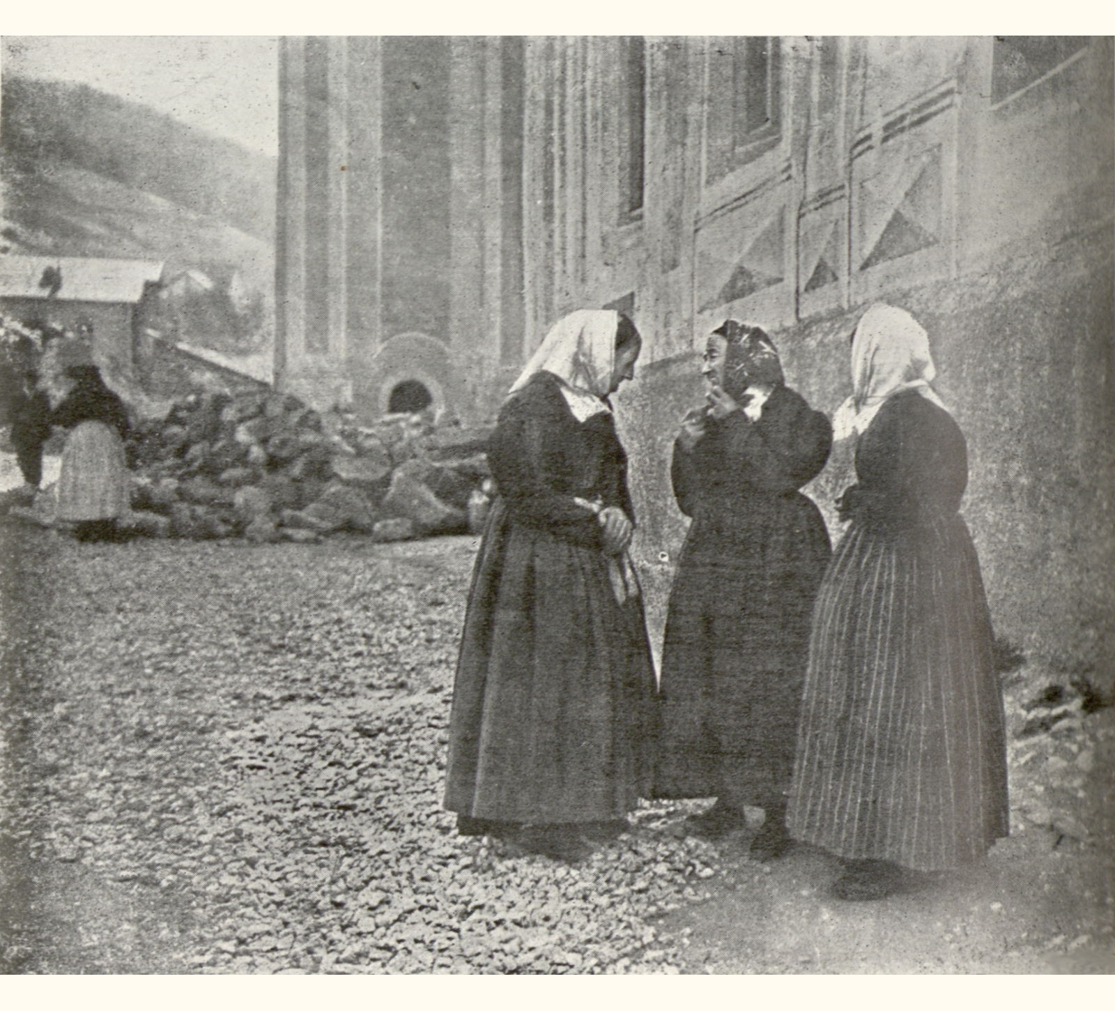 1907 Fifty-second Annual Exhibition of the Royal Photographic Society of Great Britain