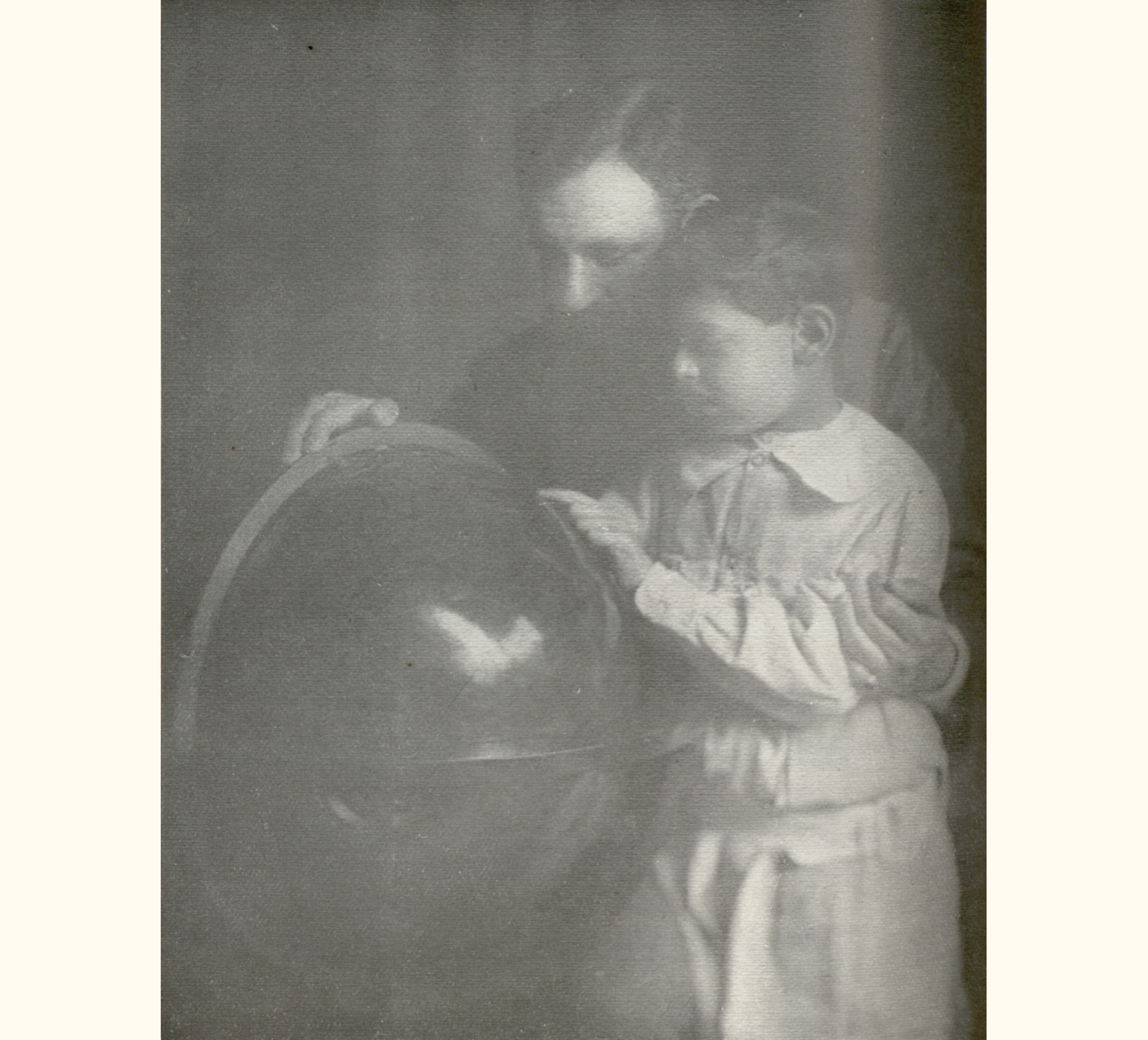 1907 Fifty-second Annual Exhibition of the Royal Photographic Society of Great Britain